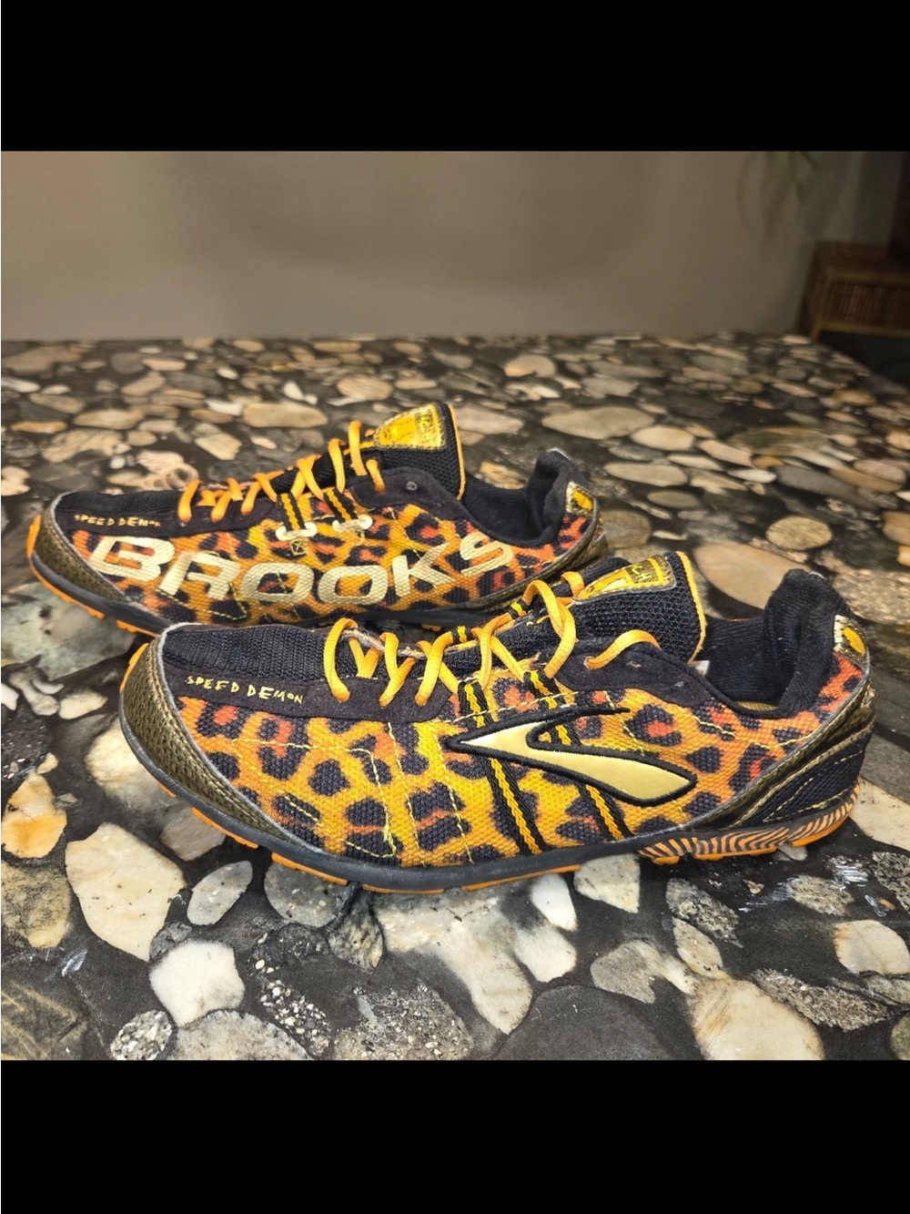 Brooks Mach Speed Demon Leopard Print Womens Cross Country Shoes Size 9.5 - Picture 2 of 9